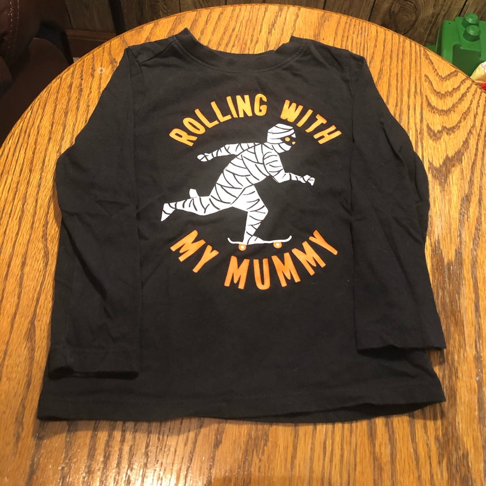Old Navy T-shirt